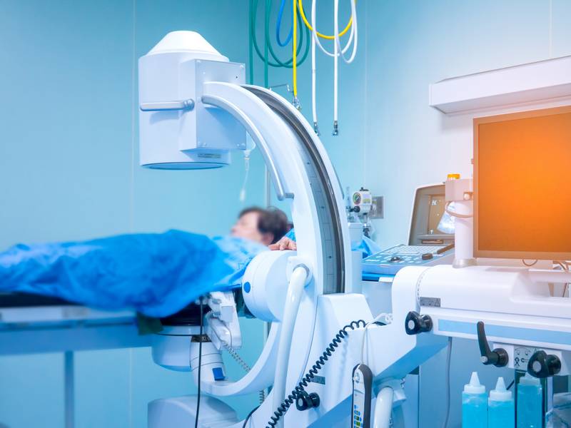 What Are the Advantages of Visiting an MRI Center?